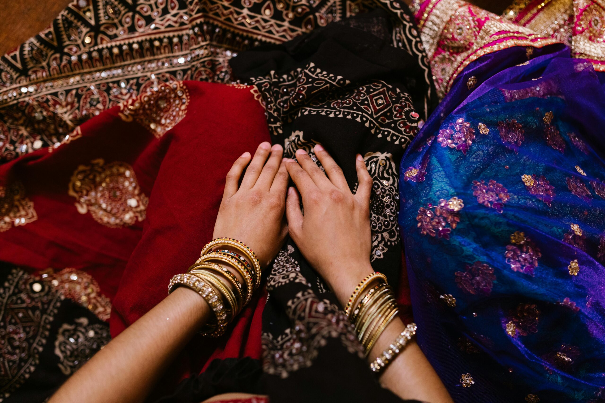 Gujarat Teen Killed in suspected honor killing